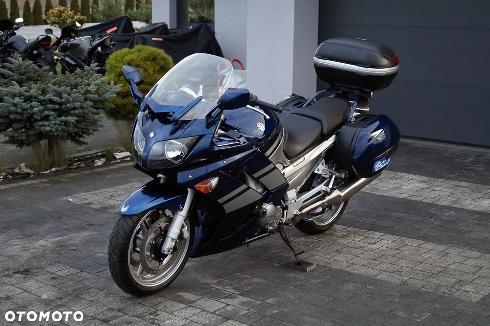 Yamaha FJR - 3