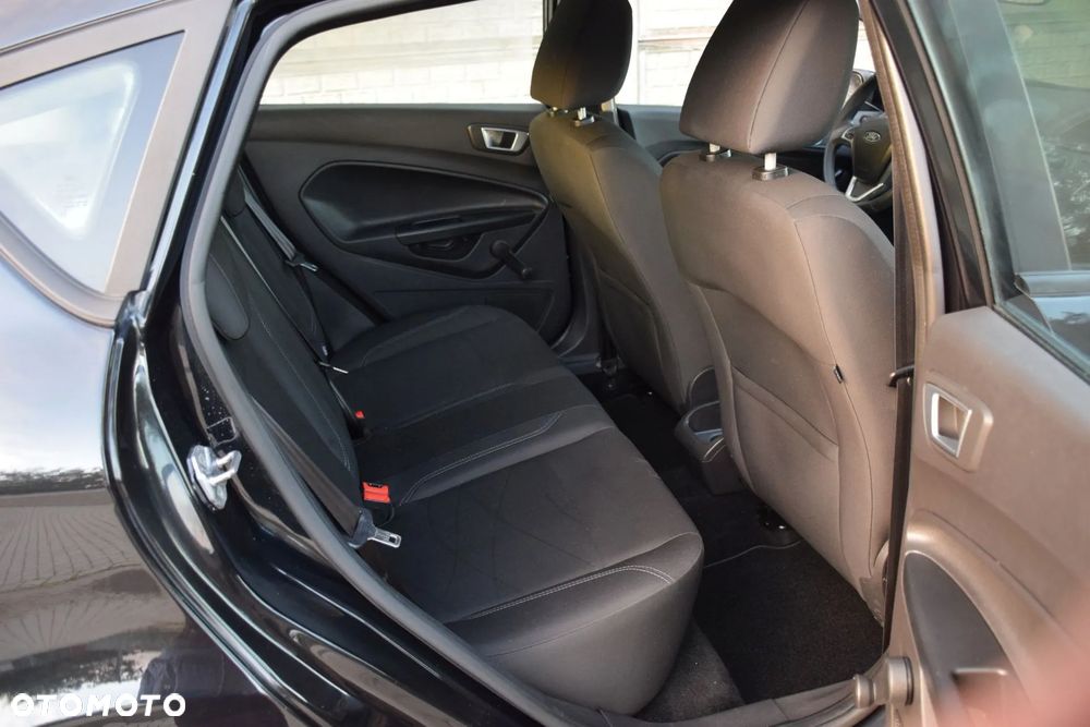 Ford Fiesta - 13