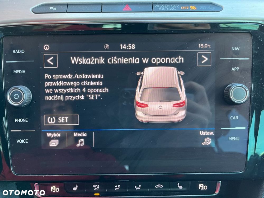 Volkswagen Passat - 18