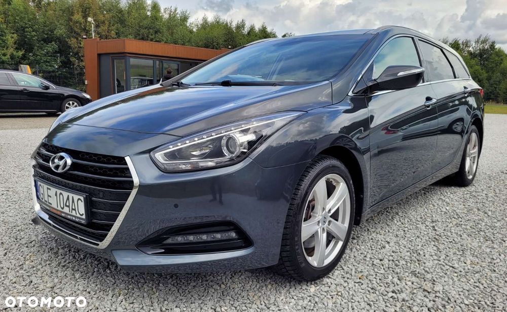 Hyundai i40 Kombi blue 1.7 CRDi Premium