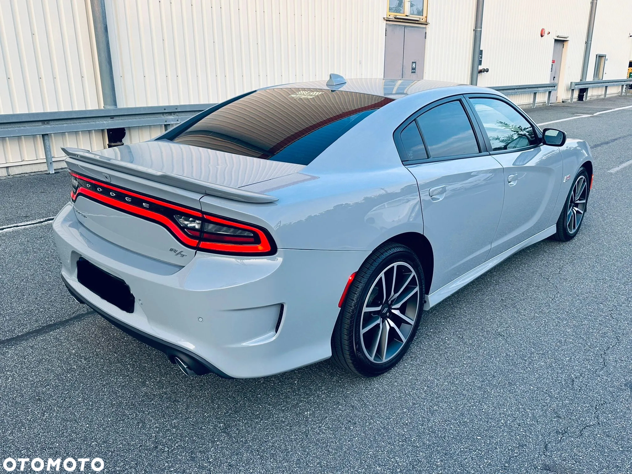 Dodge Charger 5.7 R/T - 2