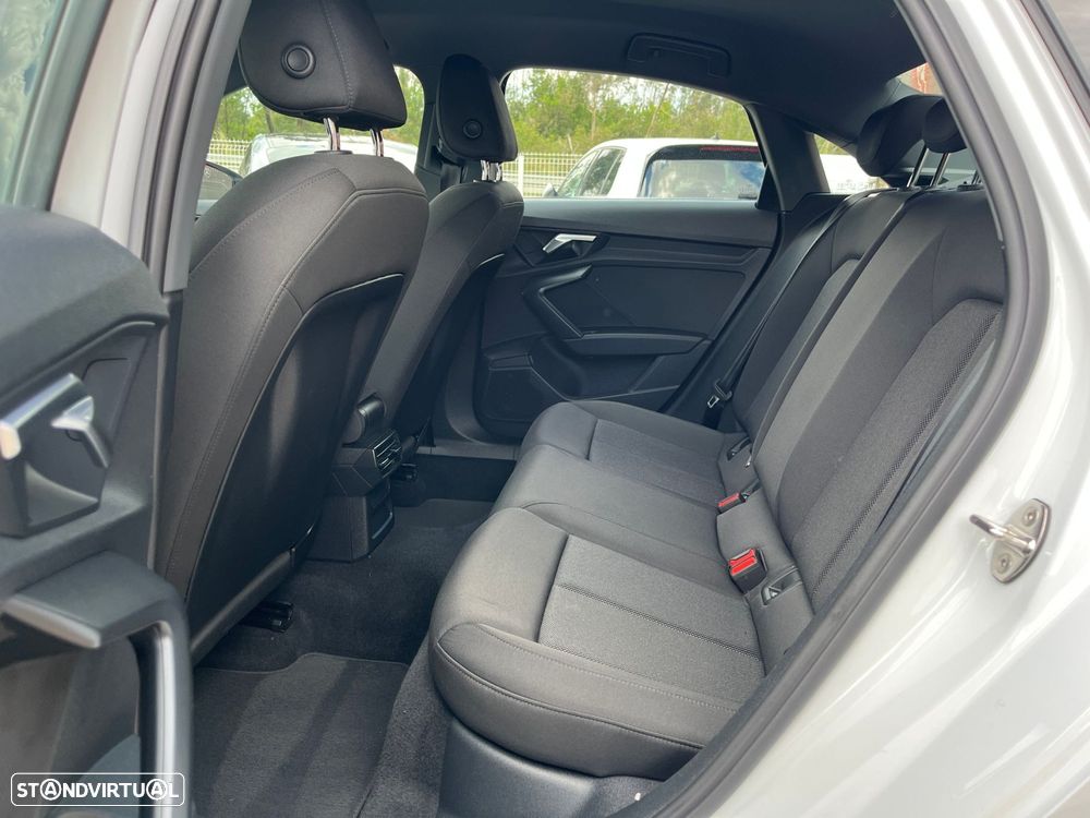 Audi A3 Limousine 30 TDI S tronic - 41