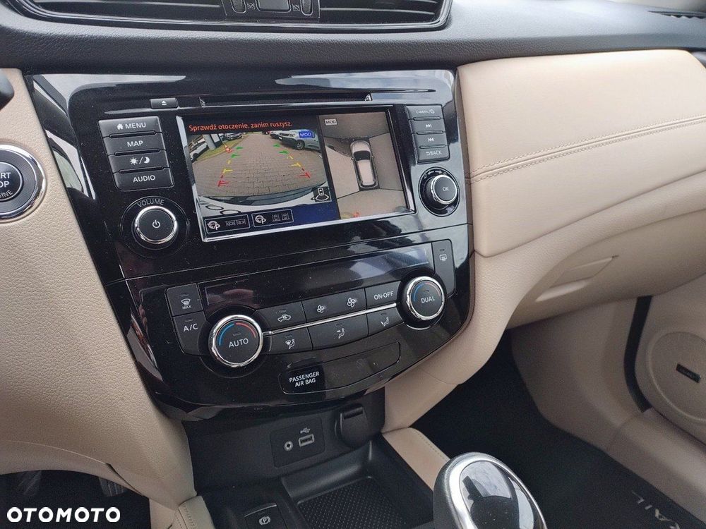 Nissan X-Trail 1.3 DIG-T Tekna 2WD DCT - 18