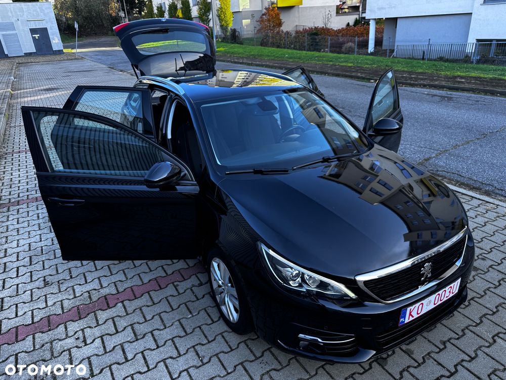 Peugeot 308 PureTech 130 GPF Stop & Start Active Business-Paket - 8