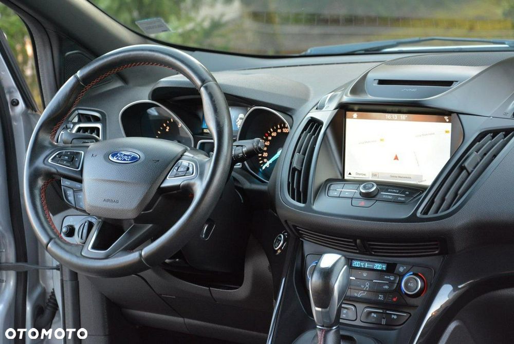 Ford Kuga 2.0 TDCi AWD ST-Line - 17