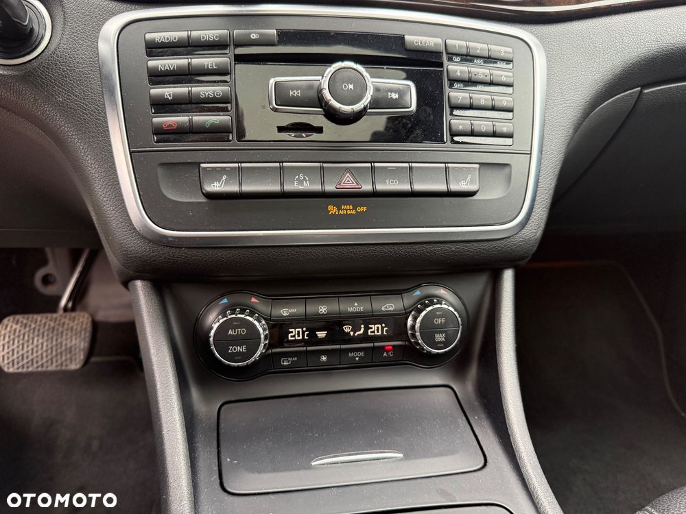 Mercedes-Benz CLA 250 7G-DCT AMG Line - 28
