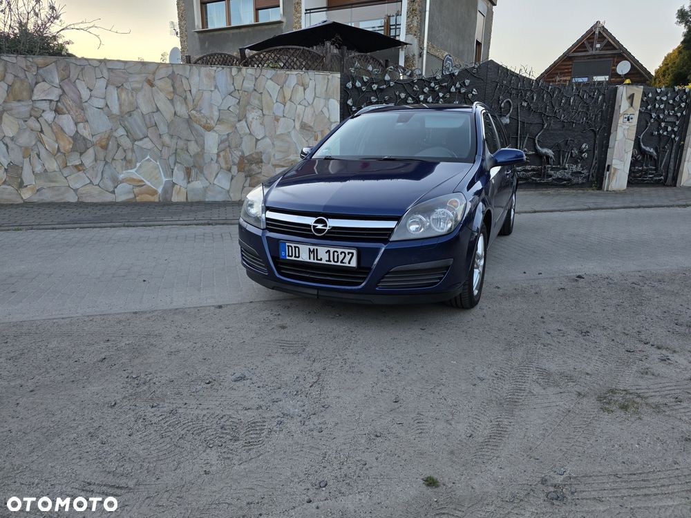 Opel Astra 1.8 Sport - 1