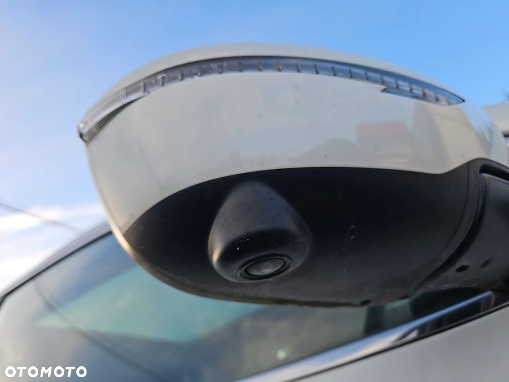 Nissan Qashqai 1.5 dCi DCT TEKNA - 12