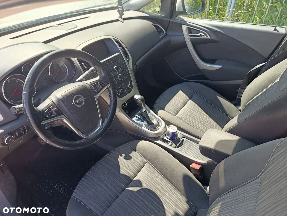 Opel Astra 2.0 CDTI Cosmo - 6