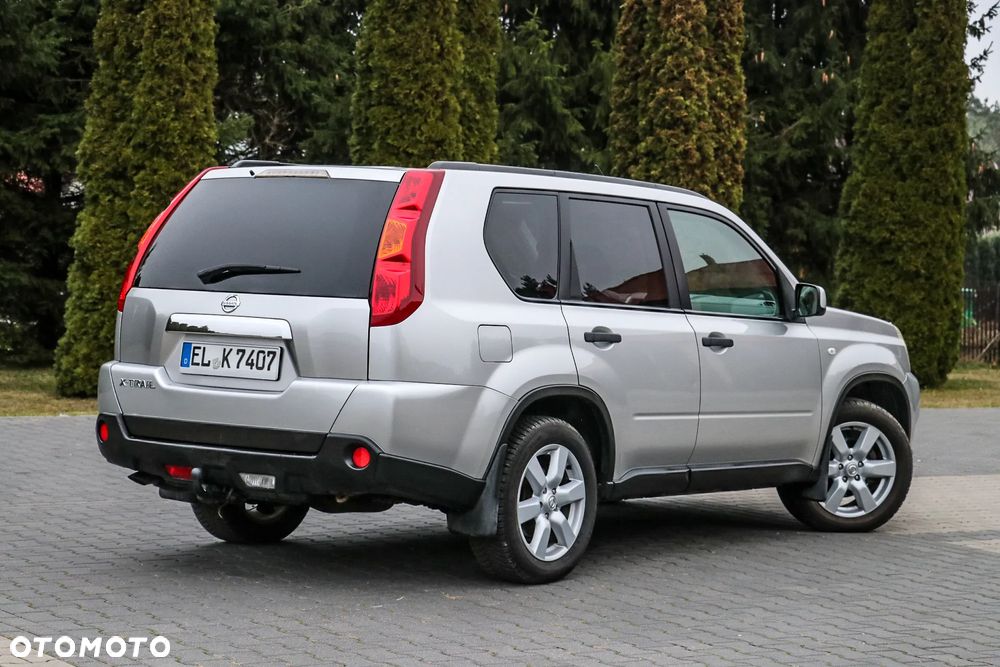 Nissan X-Trail 2.0 dCi LE - 13