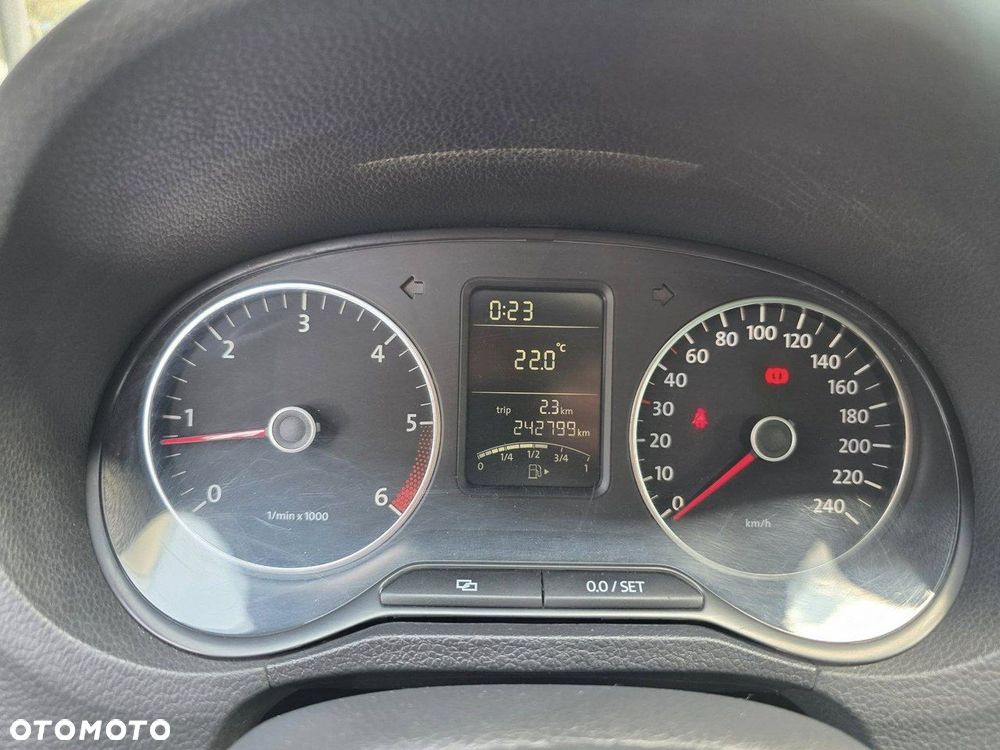 Volkswagen Polo 1.6 TDI Blue Motion Technology Trendline - 9