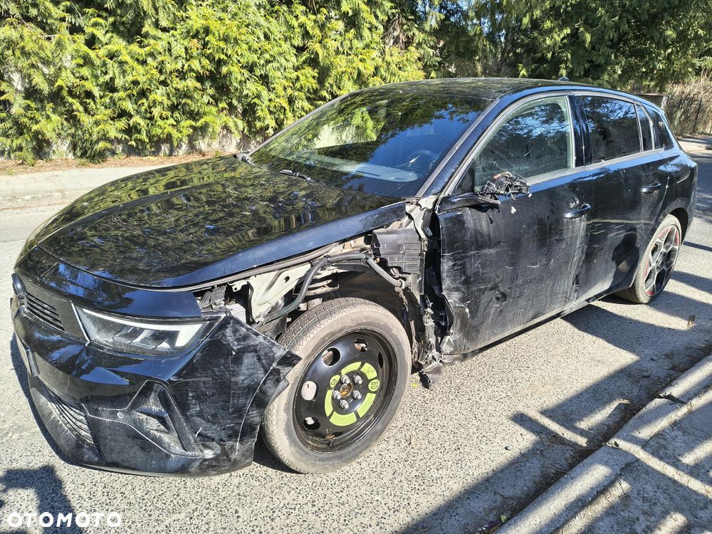 Opel Astra 1.6 T Plug-in Hybrid GS Line - 2