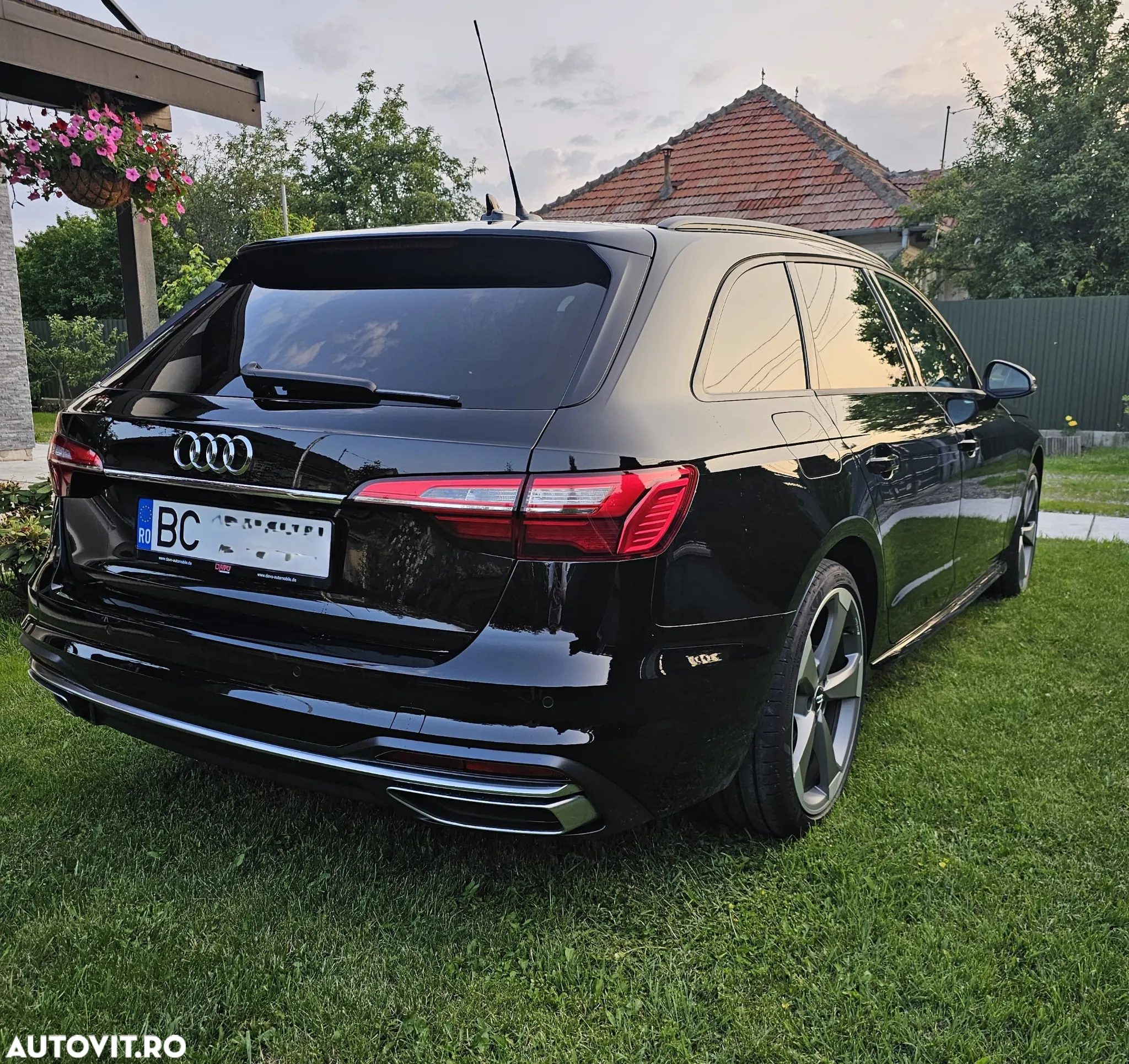 Audi A4 Avant 2.0 40 TDI S tronic Advanced - 3