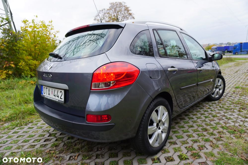 Renault Clio 1.2 TCE Alize - 8