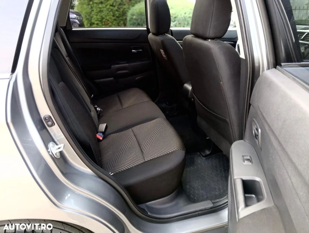 Mitsubishi ASX 2.2 DI-D 4WD Automatik Diamant Edition - 15