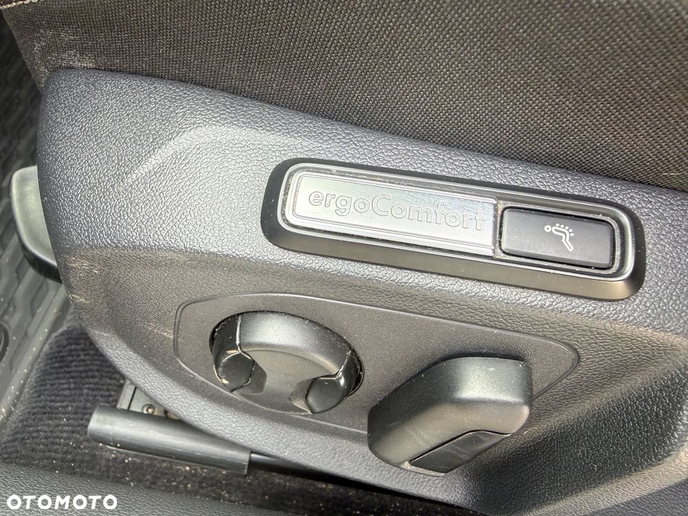 Volkswagen Arteon 2.0 TDI Bi-Turbo SCR 4Mot R-Line Edition DSG - 13