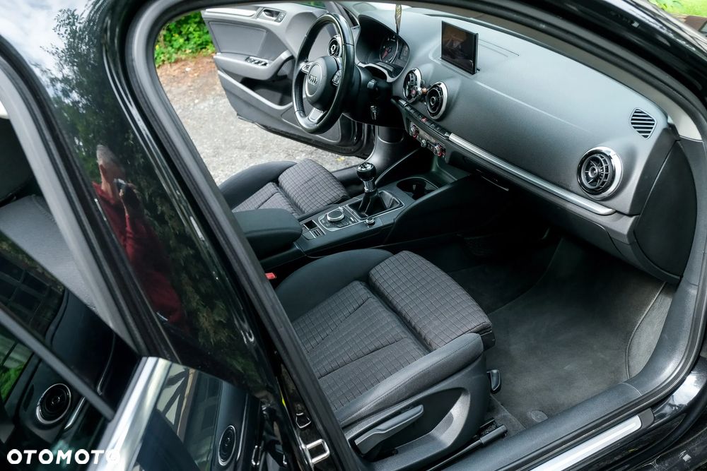 Audi A3 Limousine 2.0 TDI Attraction - 31
