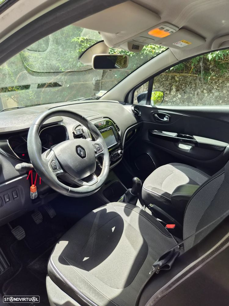 Renault Captur 1.5 dCi Exclusive - 8