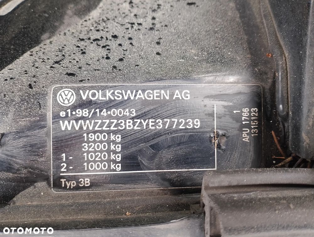 Volkswagen Passat 1.8T Comfortline - 13