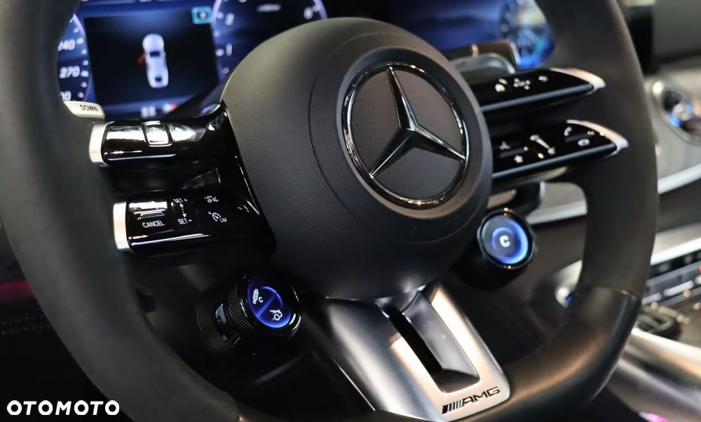Mercedes-Benz AMG GT 53 4Matic+ Speedshift TCT 9G - 11