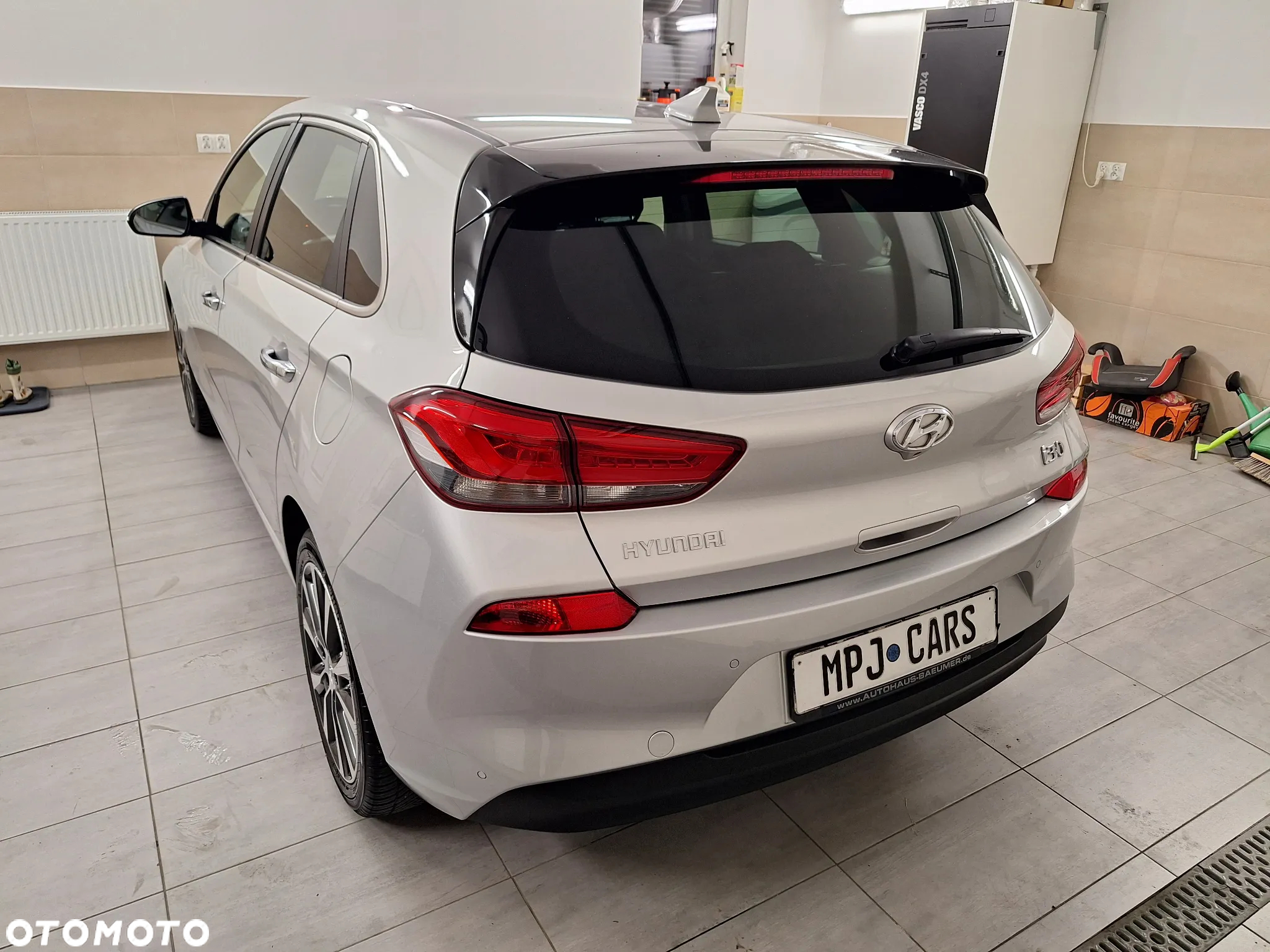 Hyundai i30 1.4 T-GDI Premiere Luxury - 10