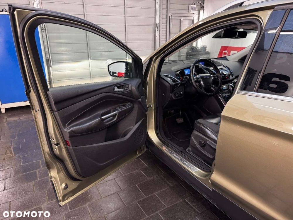 Ford Kuga - 20