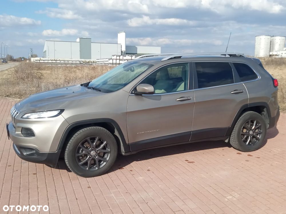 Jeep Cherokee 3.2 V6 Active Drive I Limited - 25