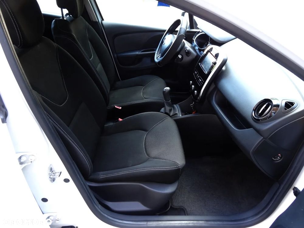 Renault Clio 1.2 16V Limited - 22