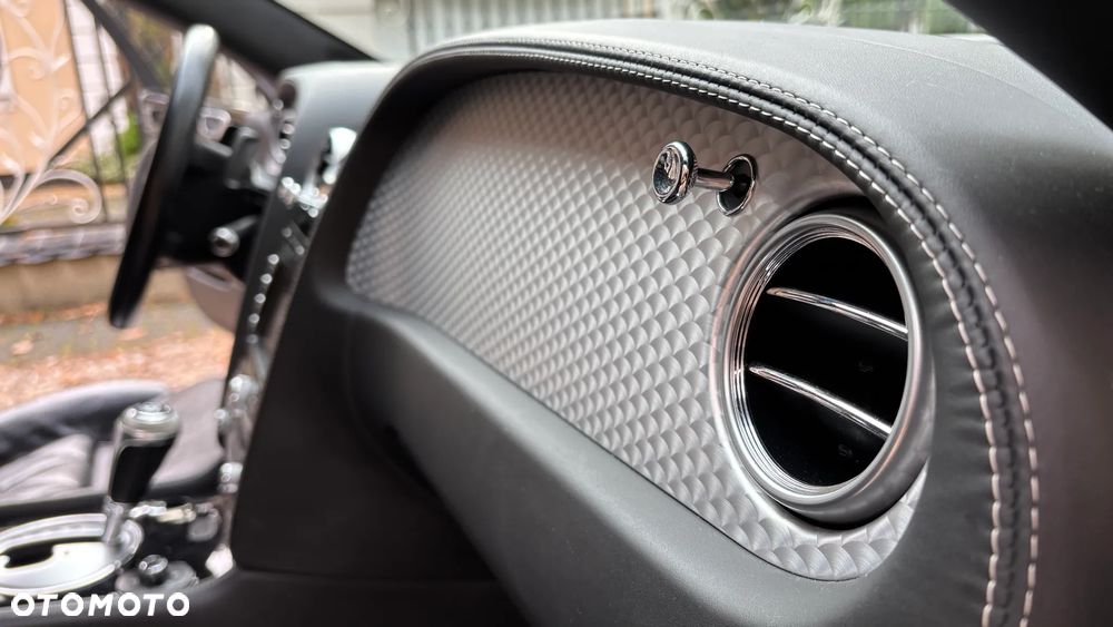 Bentley Flying Spur - 18