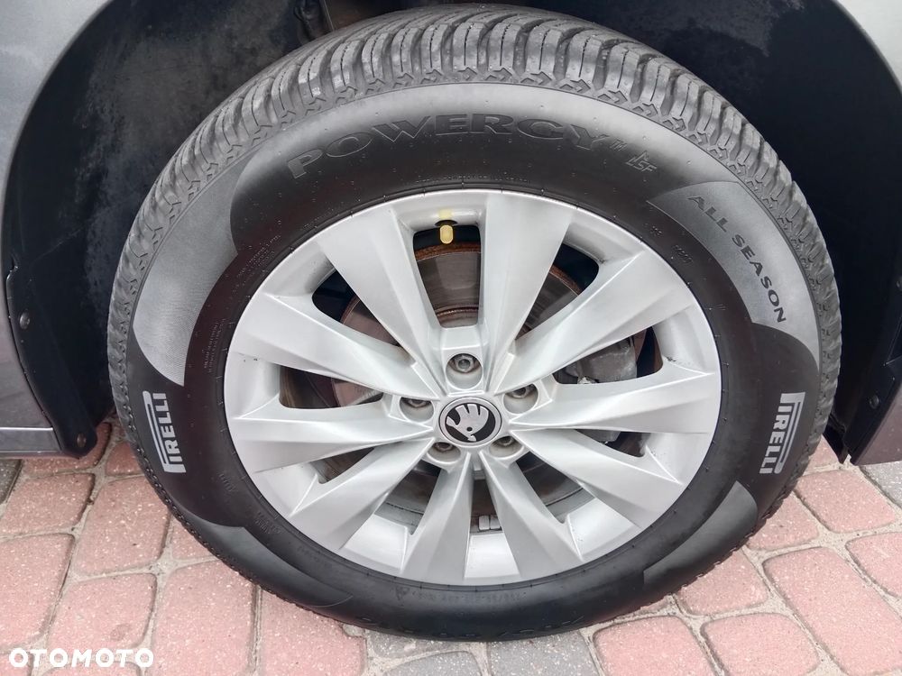 Skoda Kamiq 1.0 TSI Style DSG - 27