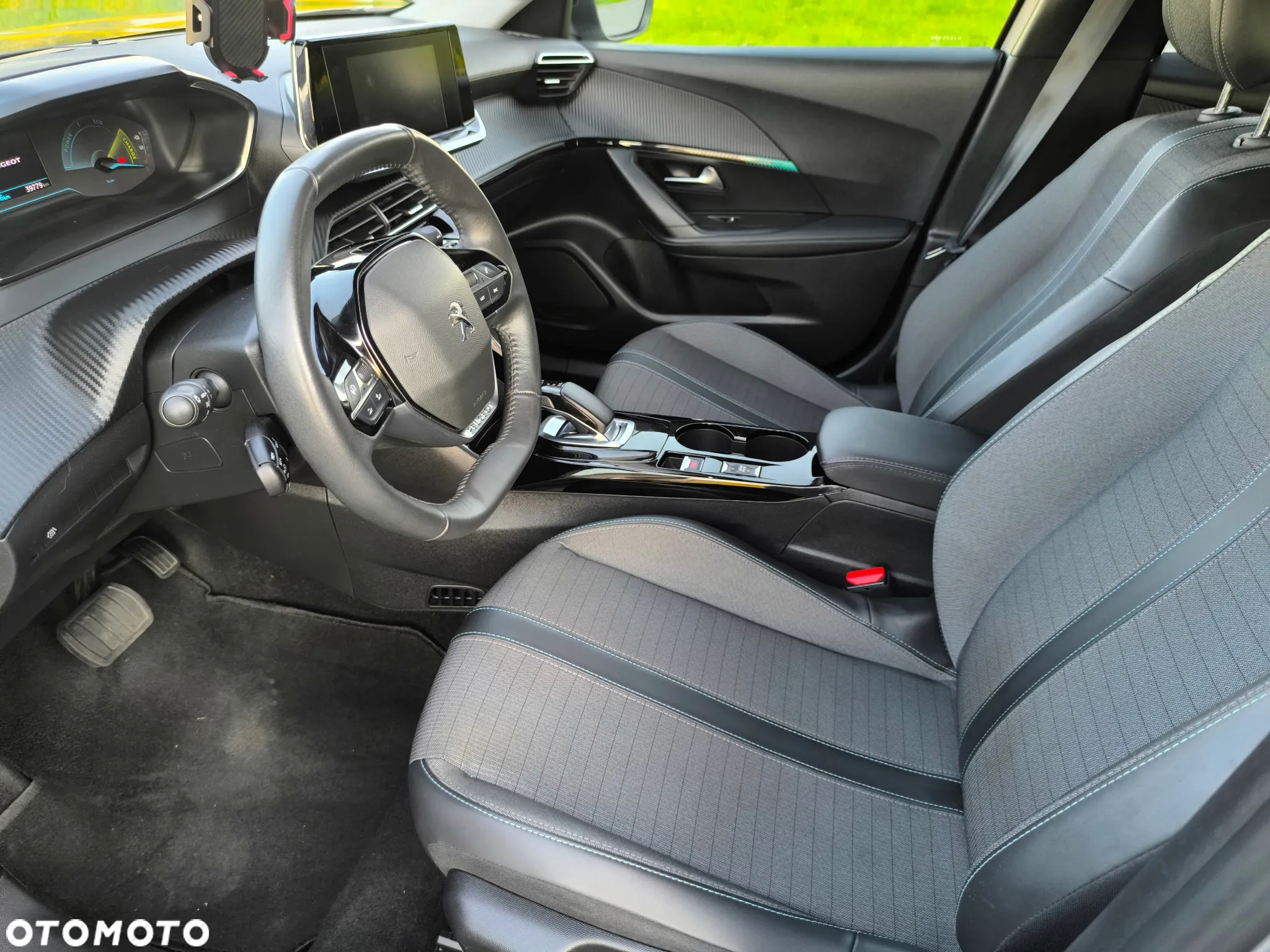 Peugeot 2008 e-2008 Allure Pack - 14