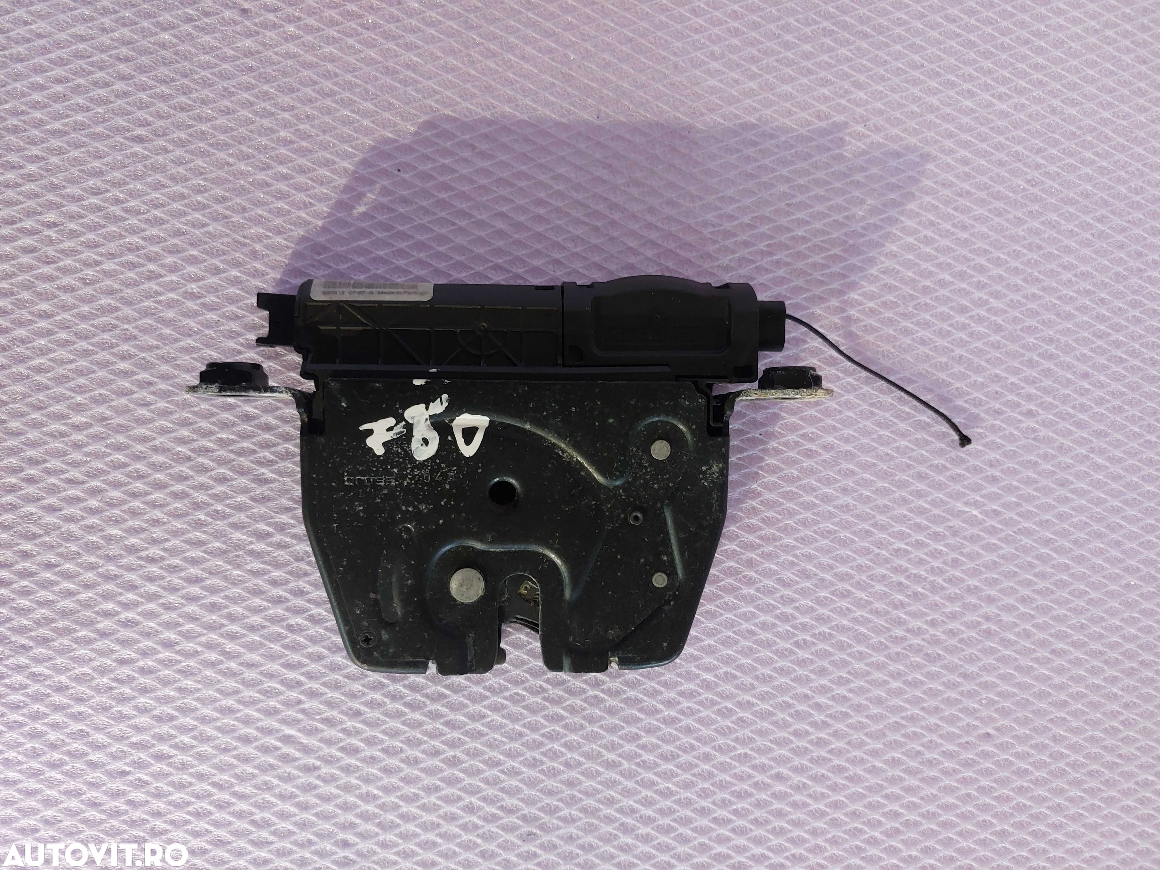 Broasca haion portbagaj BMW E46 E60 E63 E85 E87 E90 F06 F10 F18 F30 - 5