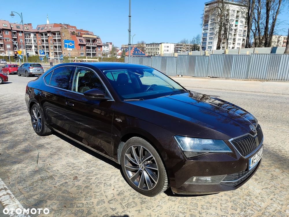 Skoda Superb 2.0 TDI L&K DSG - 10