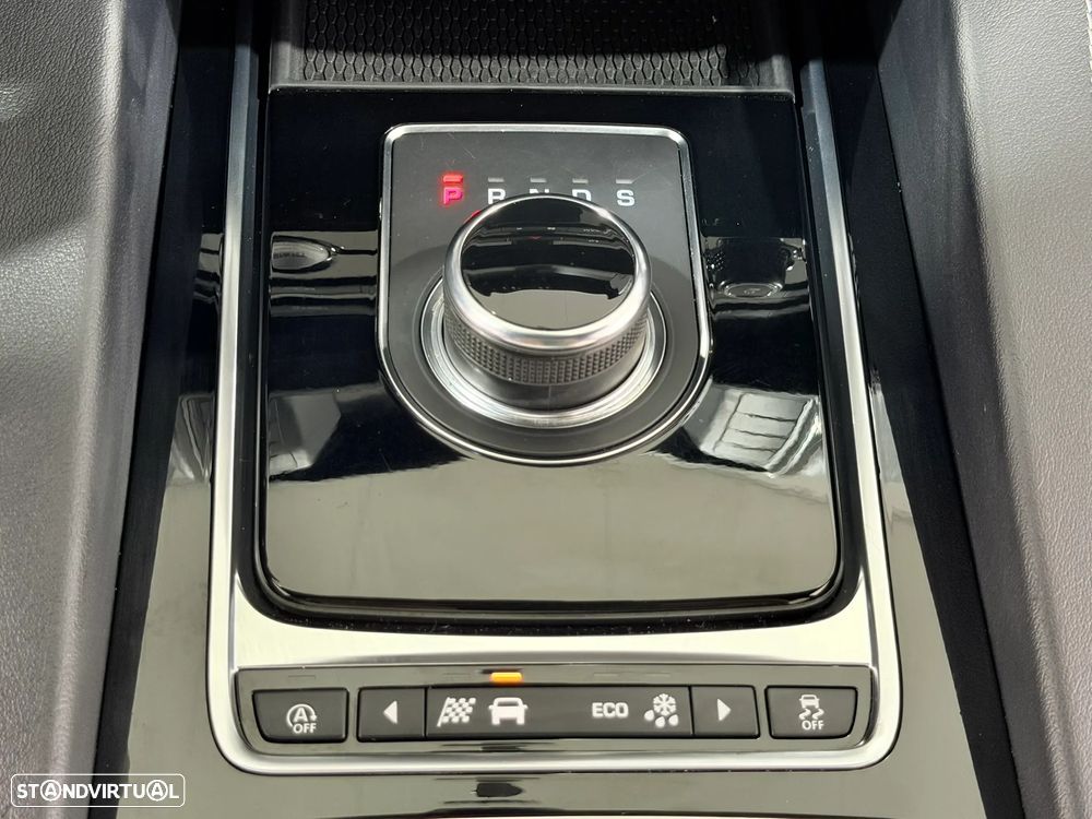 Jaguar F-Pace 2.0 i4D R-Sport Aut. - 36