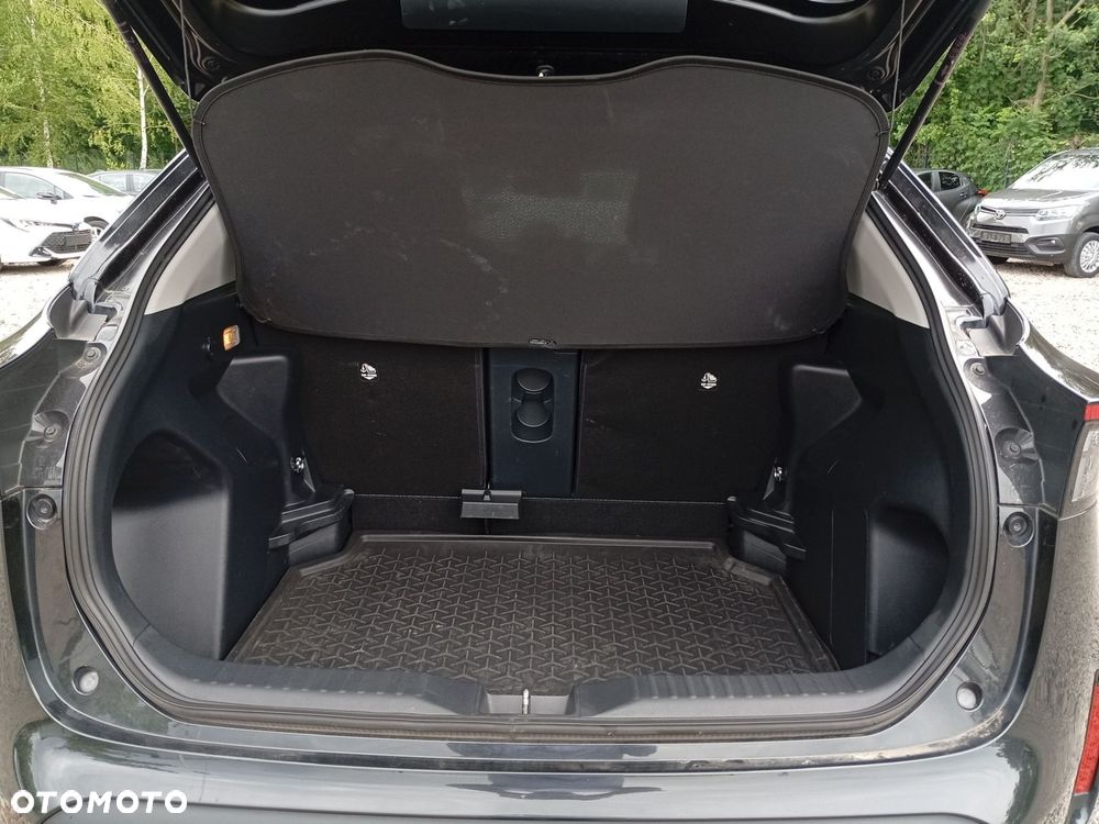 Toyota Yaris Cross - 19