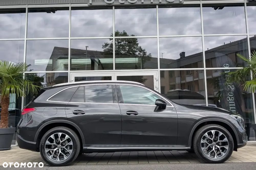 Mercedes-Benz GLC 200 4Matic 9G-TRONIC Edition Avantgarde - 8