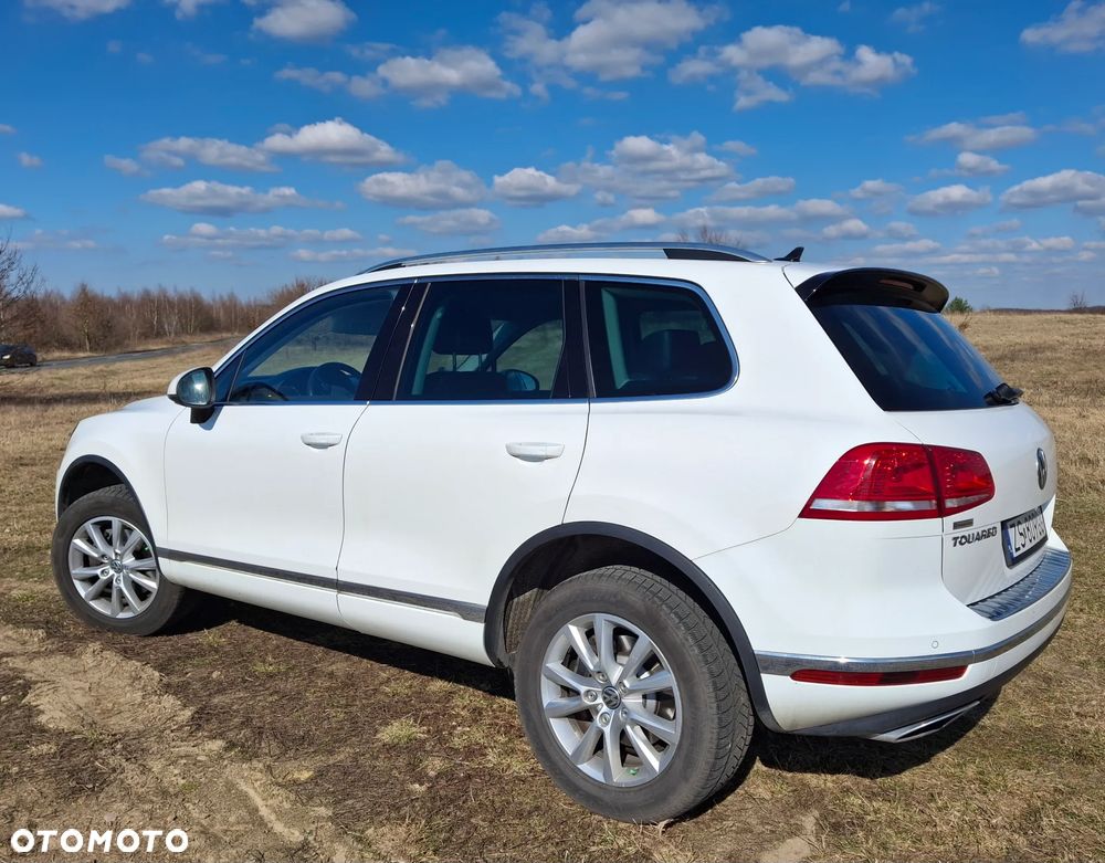 Volkswagen Touareg 3.0 V6 TDI BMT Business Line - 3