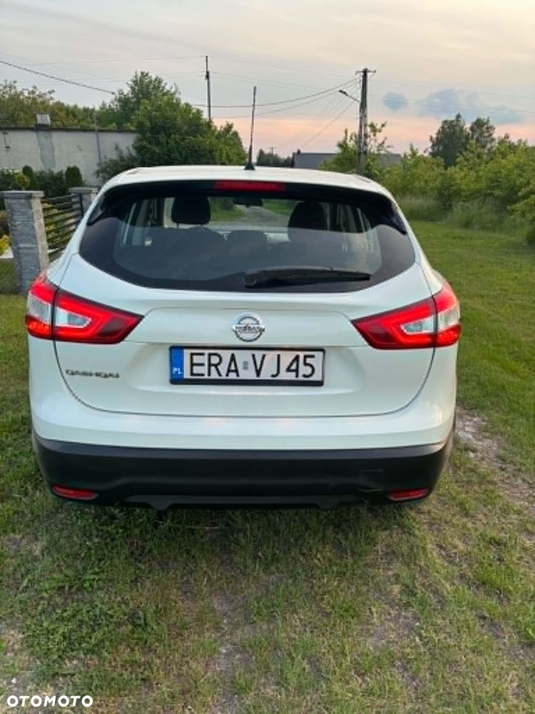 Nissan Qashqai 1.2 DIG-T Visia EU6 - 5