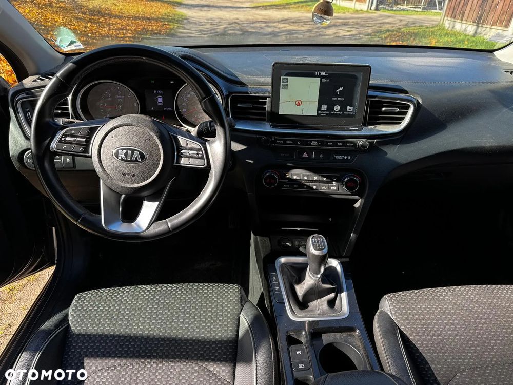 Kia Ceed 1.6 CRDi Platinum Edition - 9