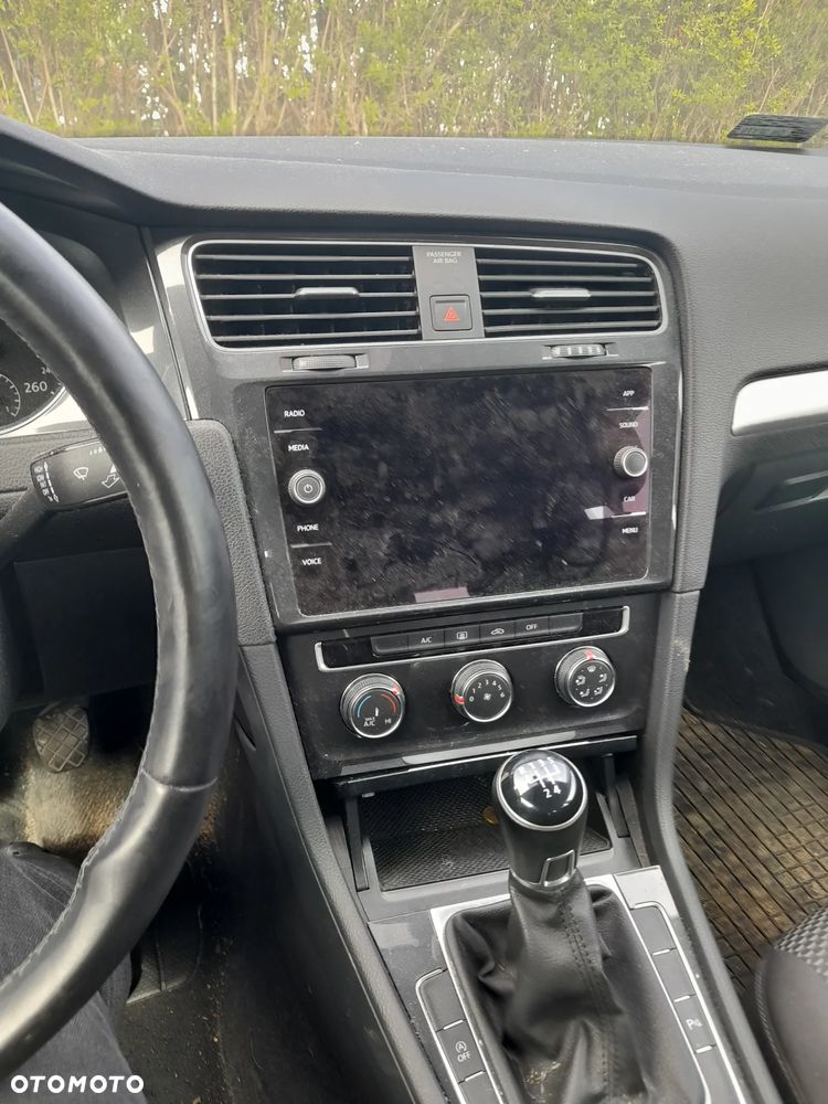 Volkswagen Golf 1.6 TDI BMT Trendline - 6