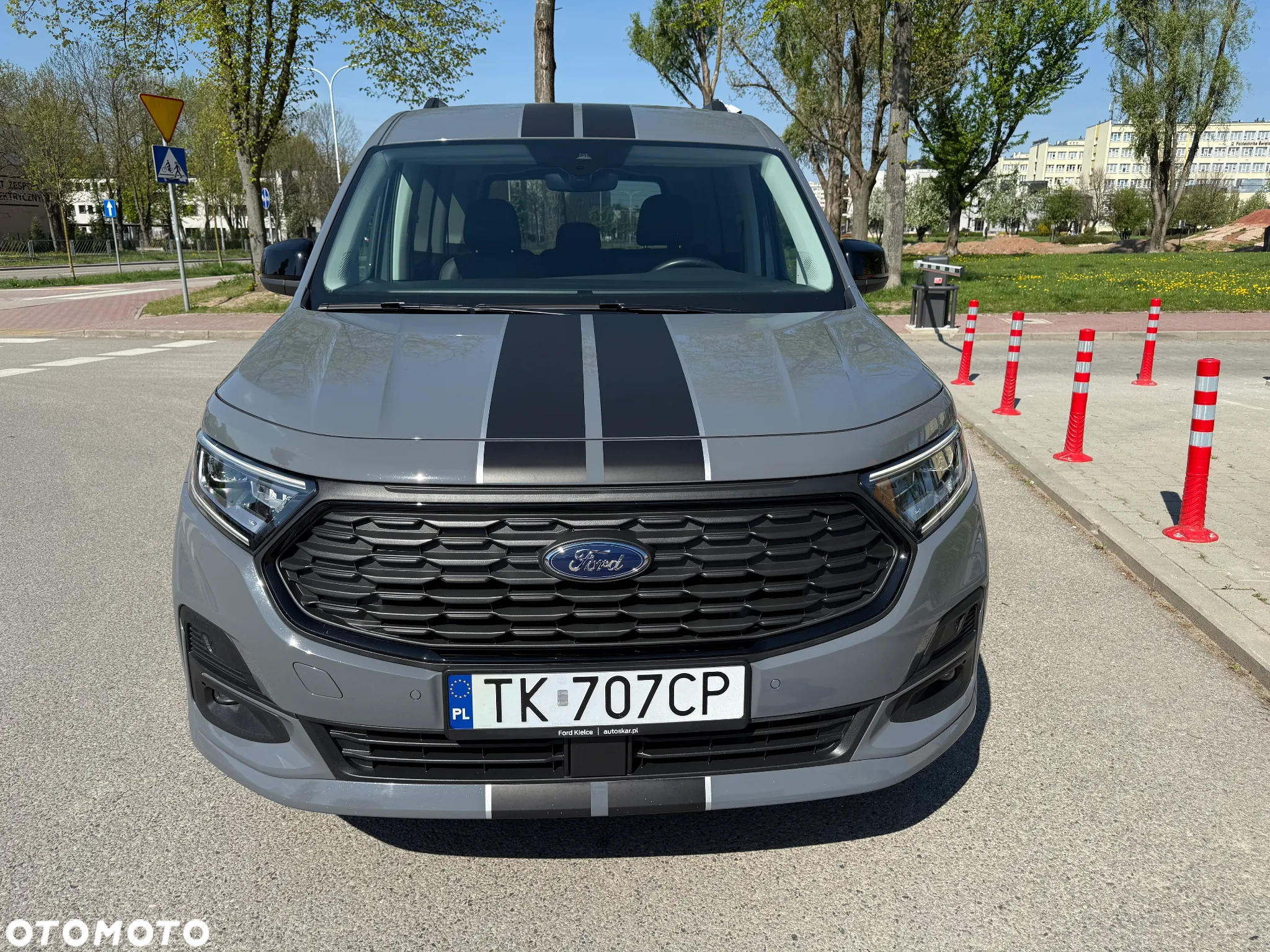 Ford Tourneo Connect - 5