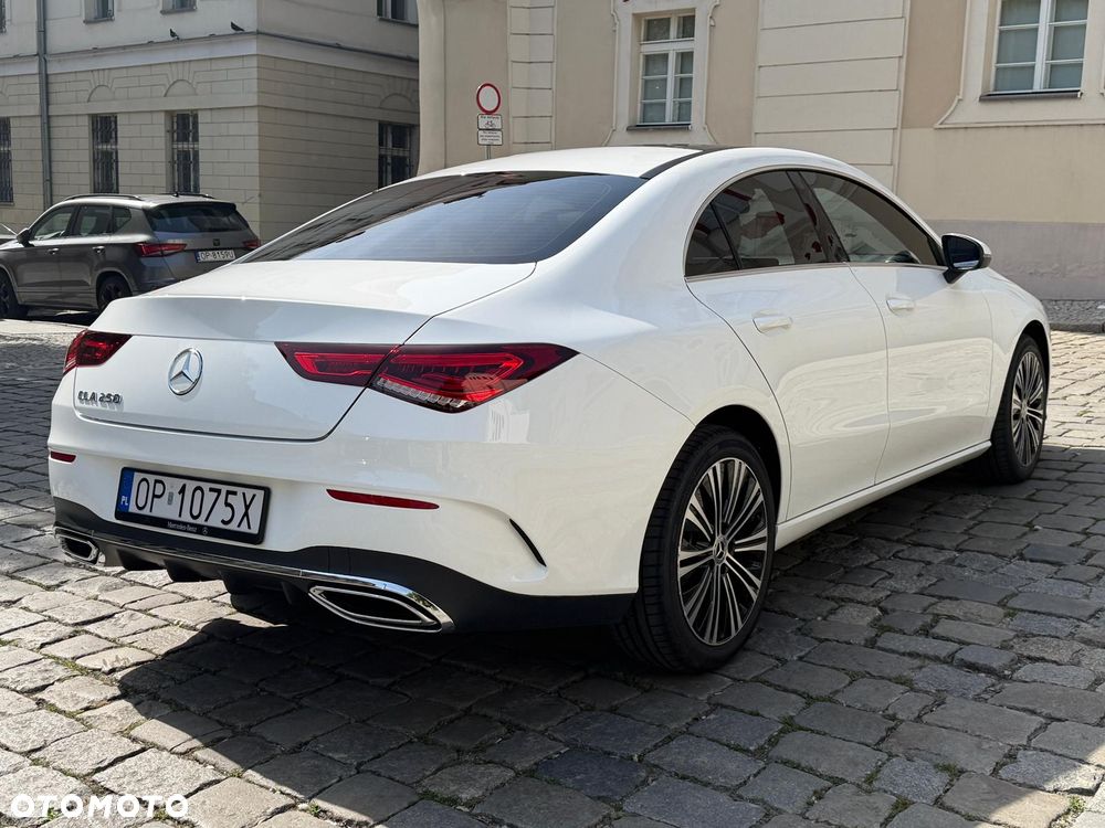 Mercedes-Benz CLA 250 7G-DCT Edition 2021 - 4