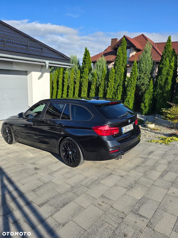 BMW Seria 3 320d Touring xDrive Sport Line - 11