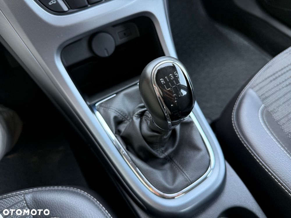 Opel Astra 1.6 Essentia EU6 - 18