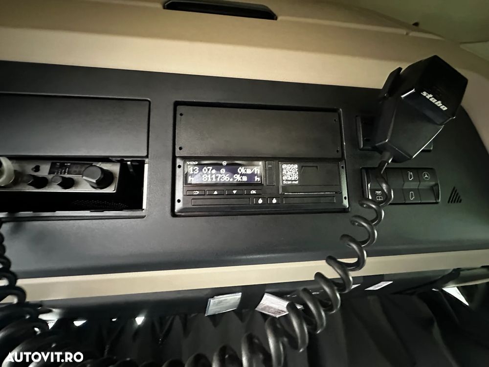 Mercedes-Benz ACTROS - 10