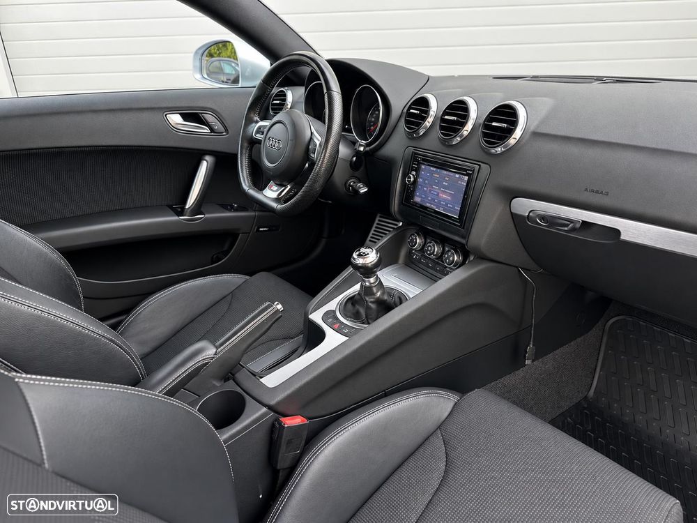 Audi TT Coupé - 23
