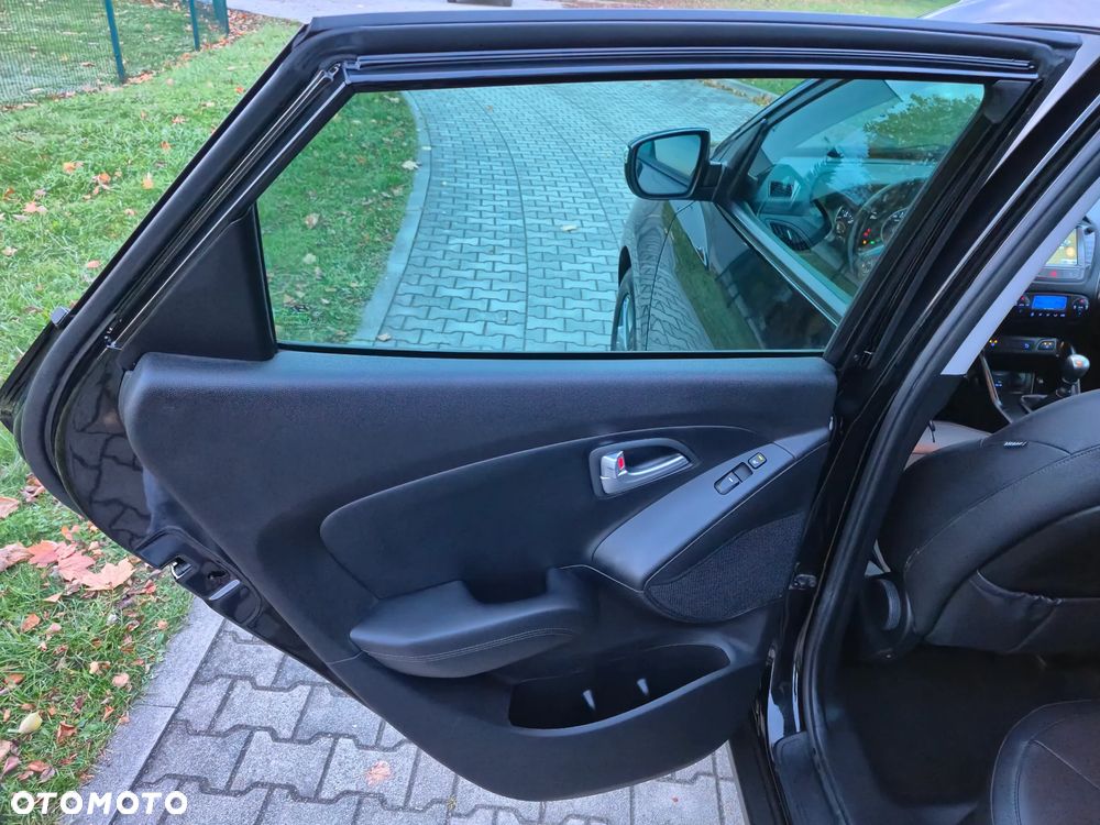 Hyundai ix35 1.6 GDI Premium 2WD - 16