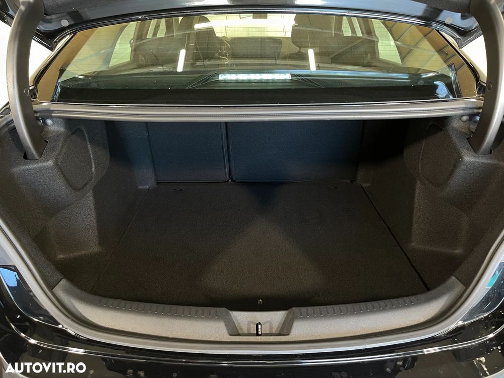 Renault Megane TCe 140 GPF Equilibre - 13