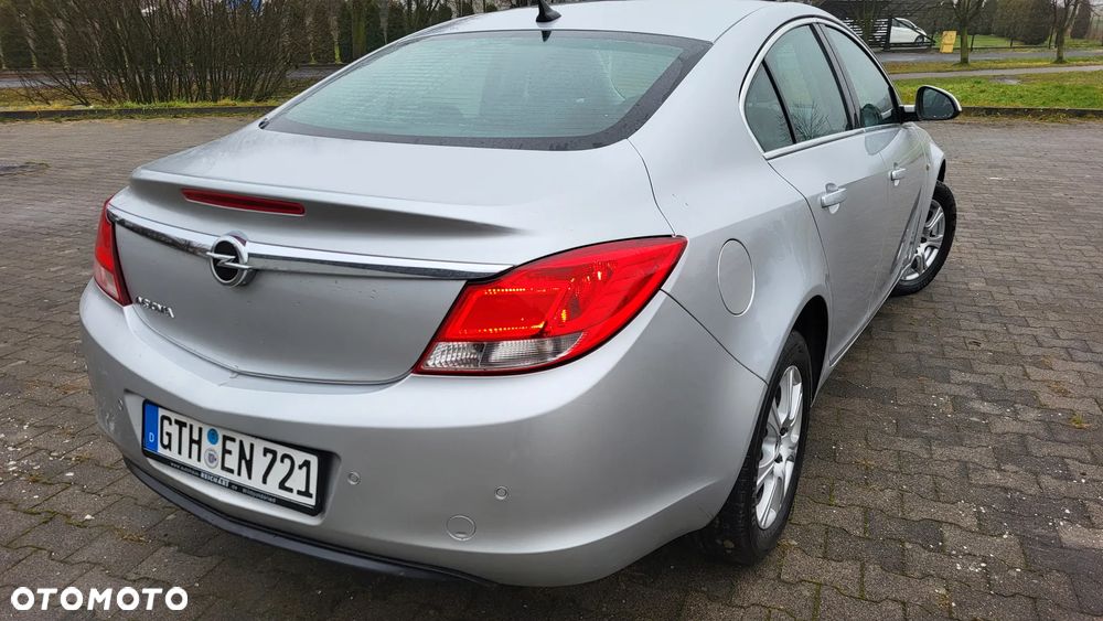 Opel Insignia - 18