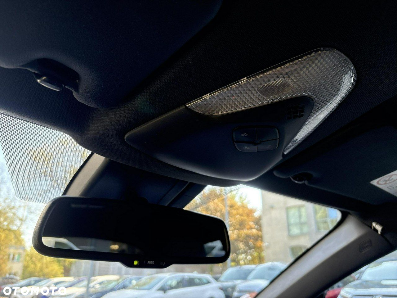 Toyota C-HR 1.2 T Dynamic - 28